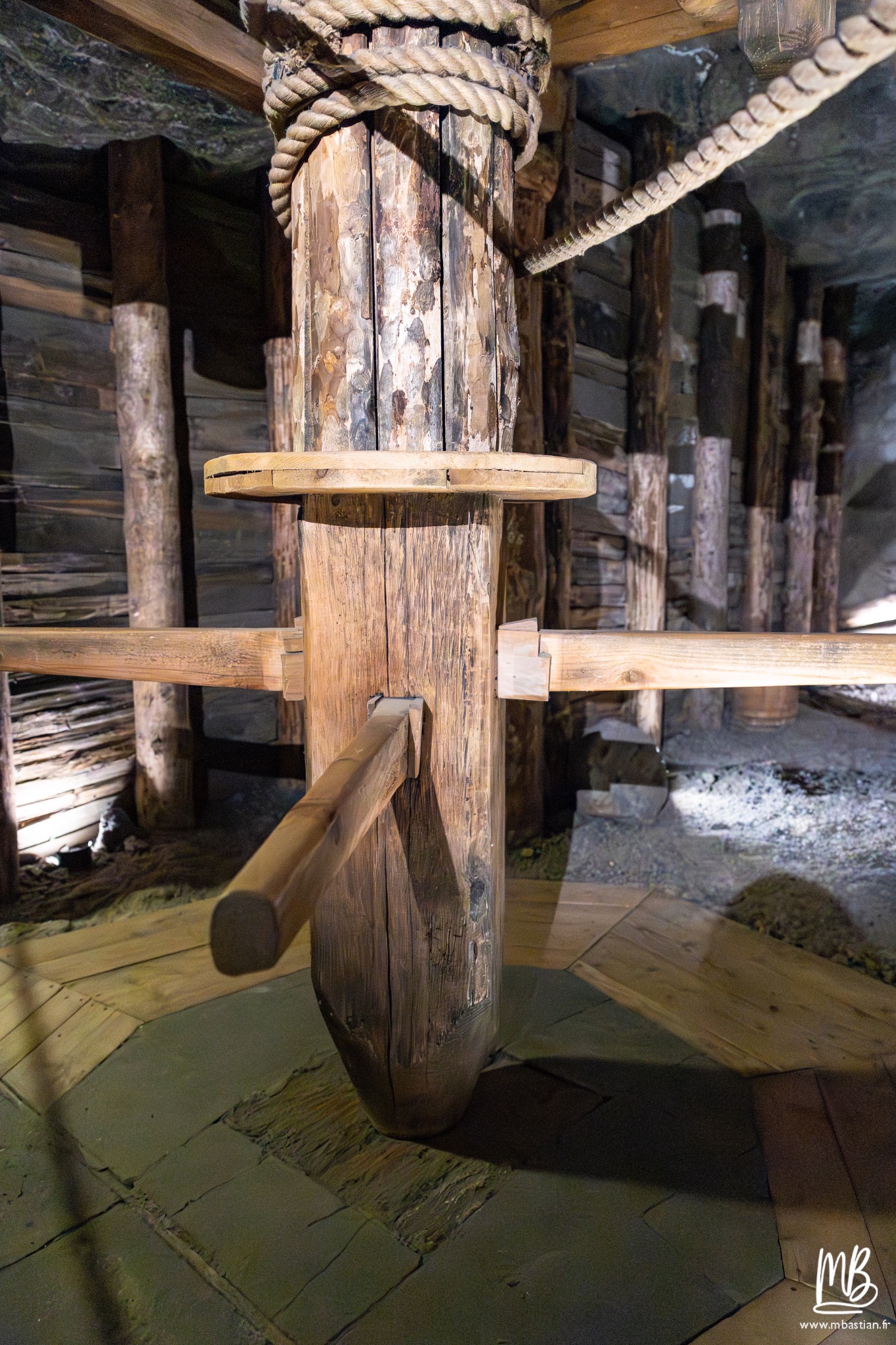 2026 04 04 CRACOVIE MB 21