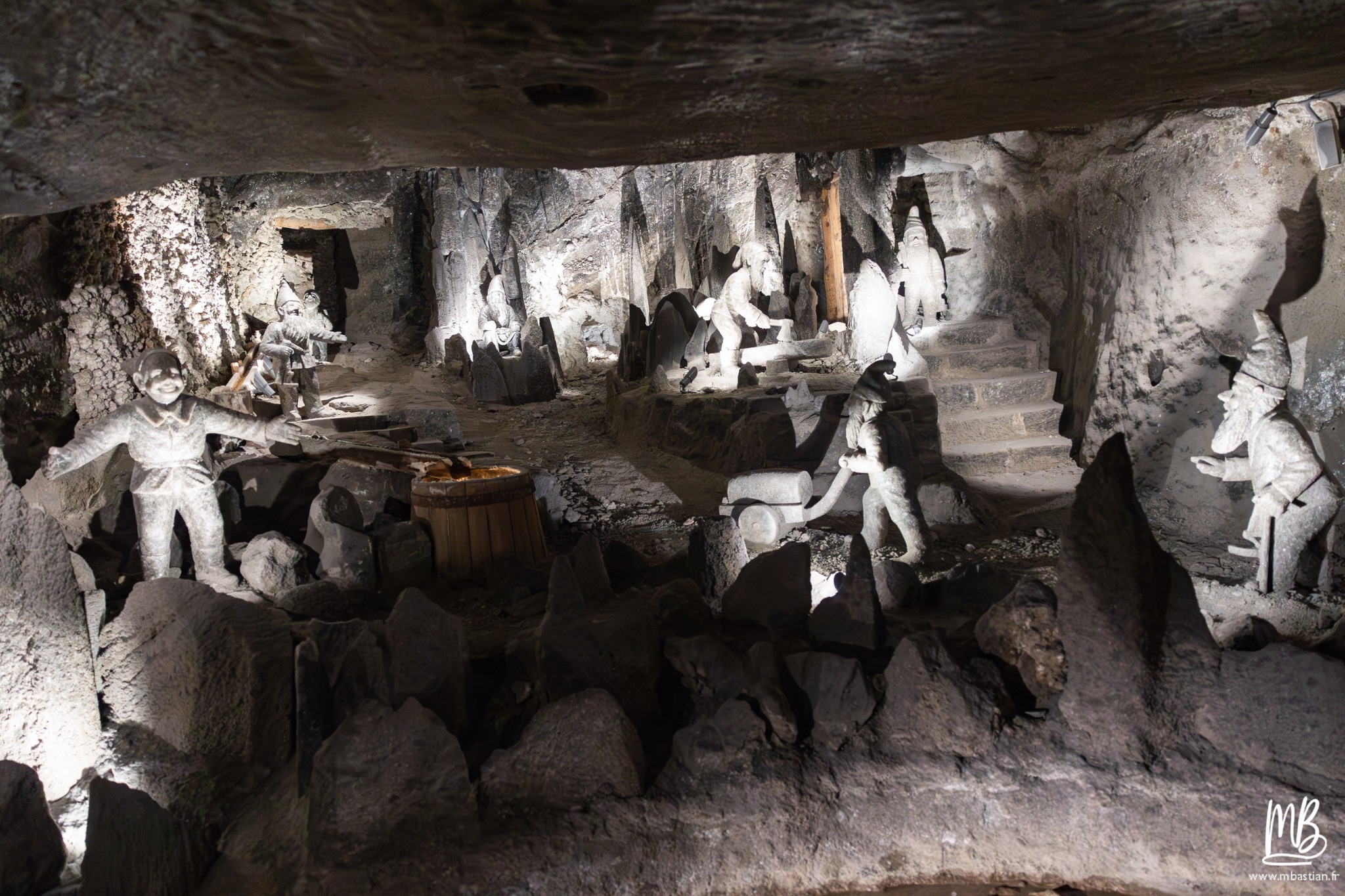 2026 04 04 CRACOVIE MB 64