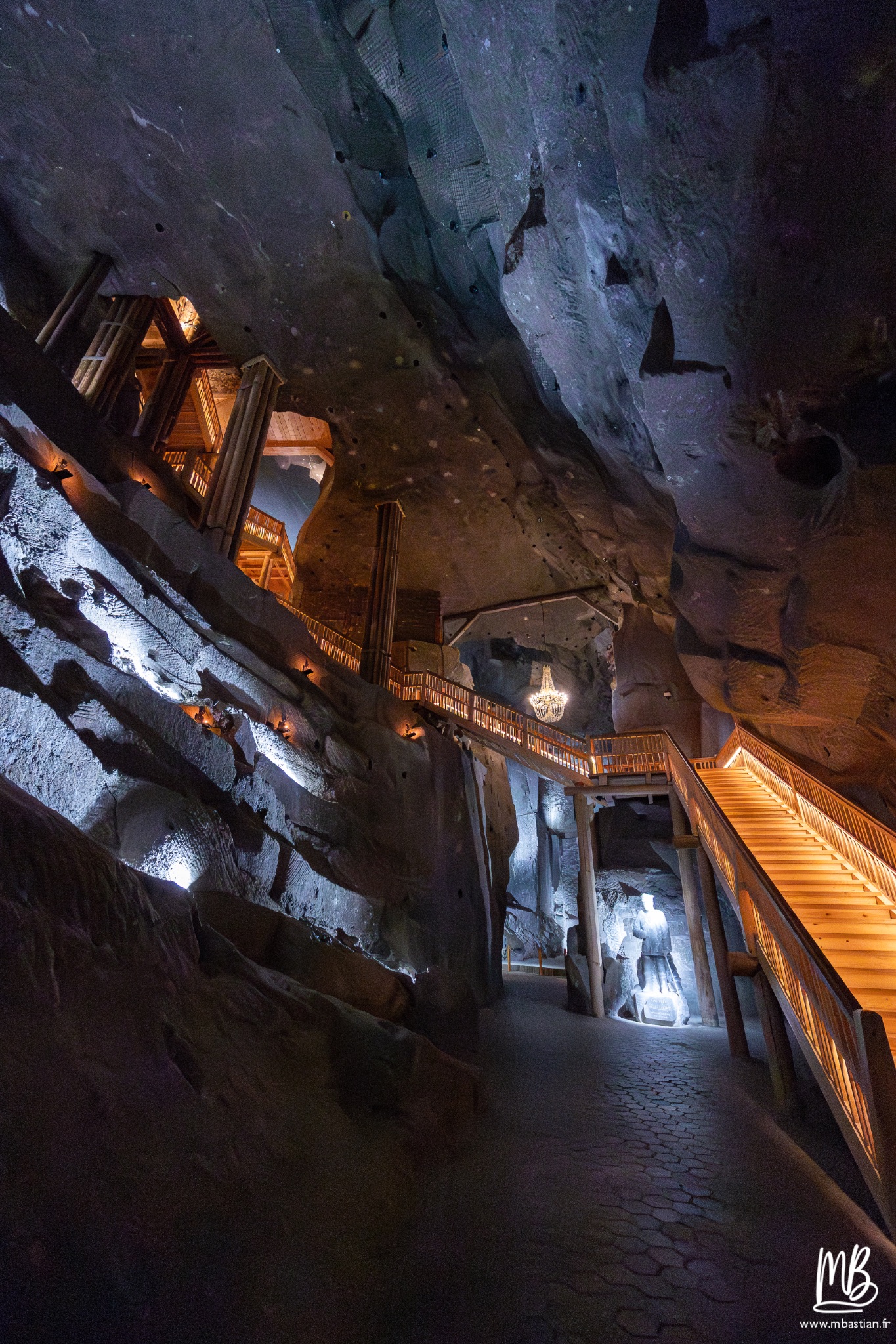 2026 04 04 CRACOVIE MB 87