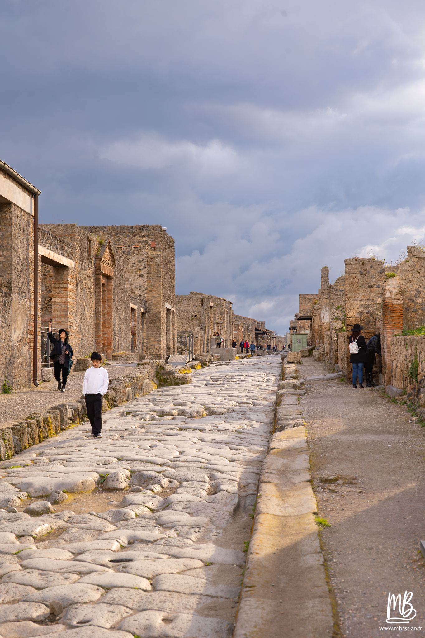 20250328 POMPEI MB 128